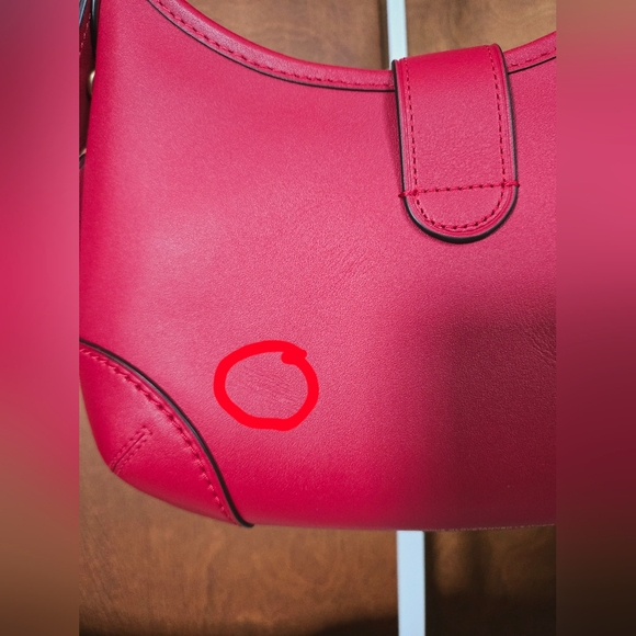 Coach Hamptons Hobo - Picture 5 of 6